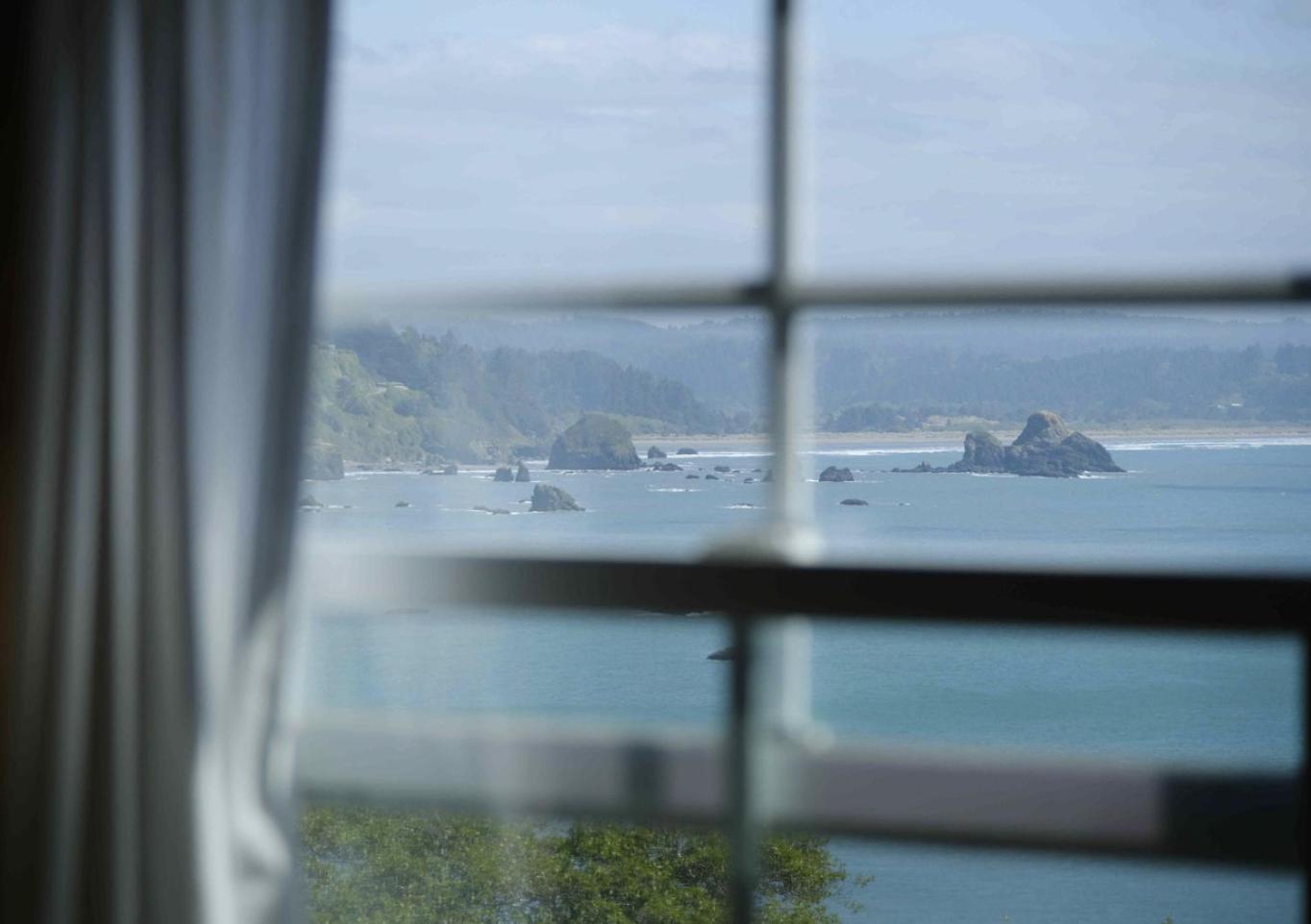 Trinidad Bay Bed And Breakfast Hotel ภายนอก รูปภาพ