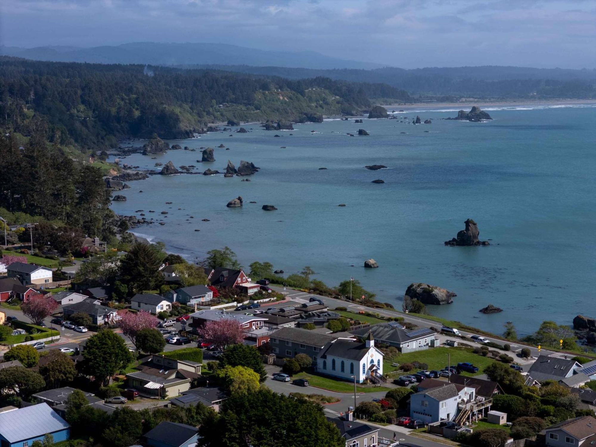 Trinidad Bay Bed And Breakfast Hotel ภายนอก รูปภาพ